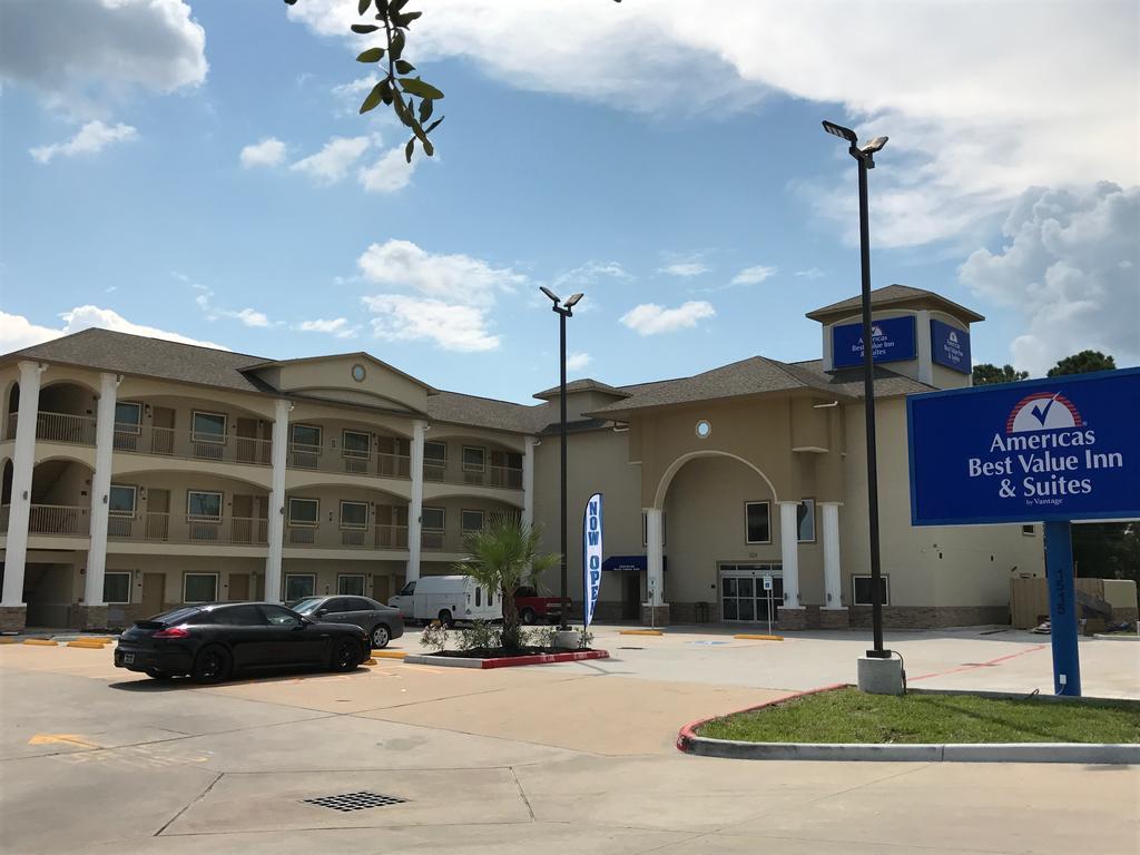 Americas Best Value Inn & Suites Spring / N. Houston Екстер'єр фото