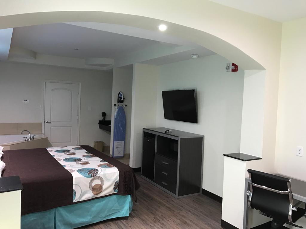 Americas Best Value Inn & Suites Spring / N. Houston Екстер'єр фото