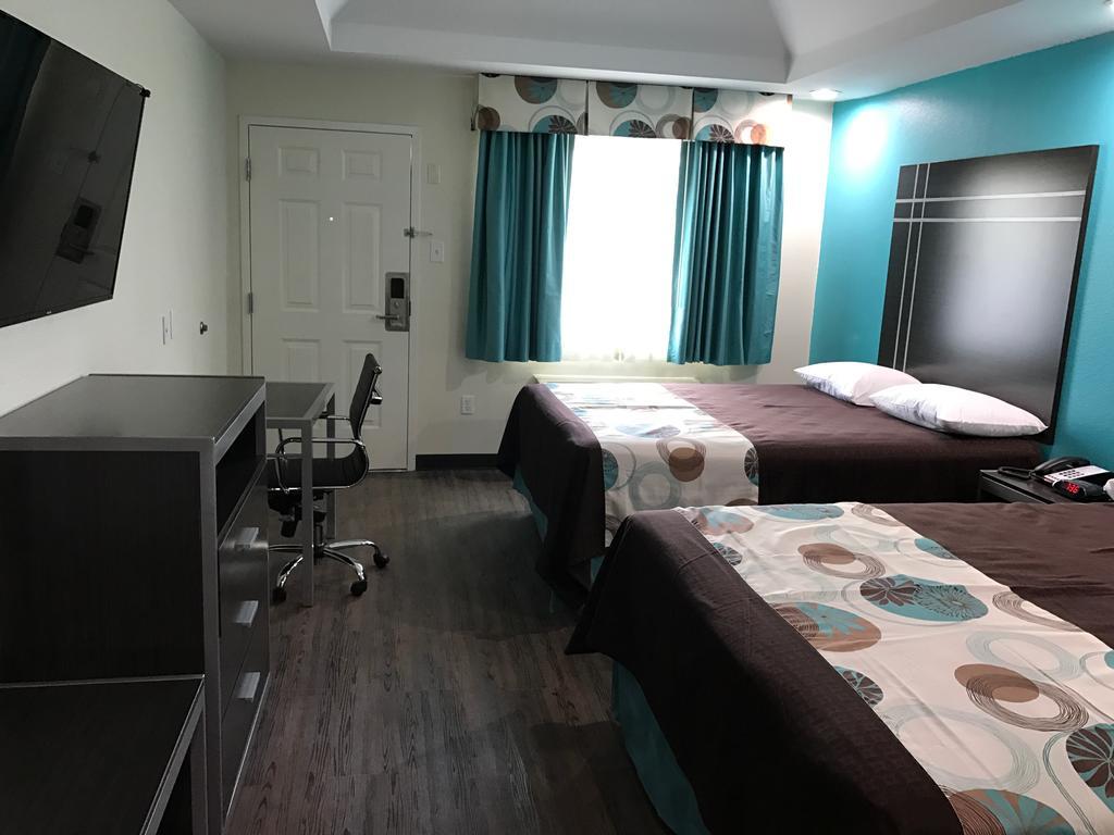 Americas Best Value Inn & Suites Spring / N. Houston Екстер'єр фото