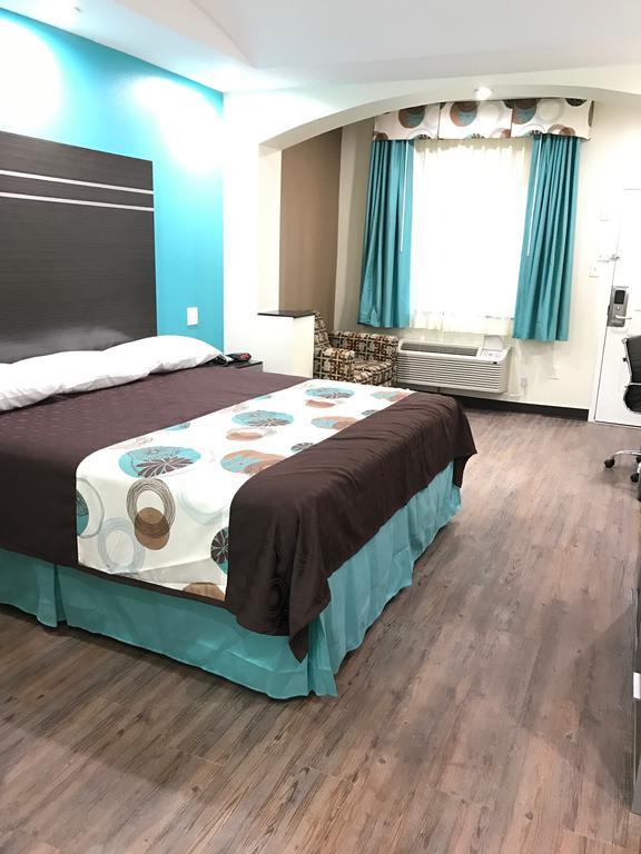 Americas Best Value Inn & Suites Spring / N. Houston Екстер'єр фото