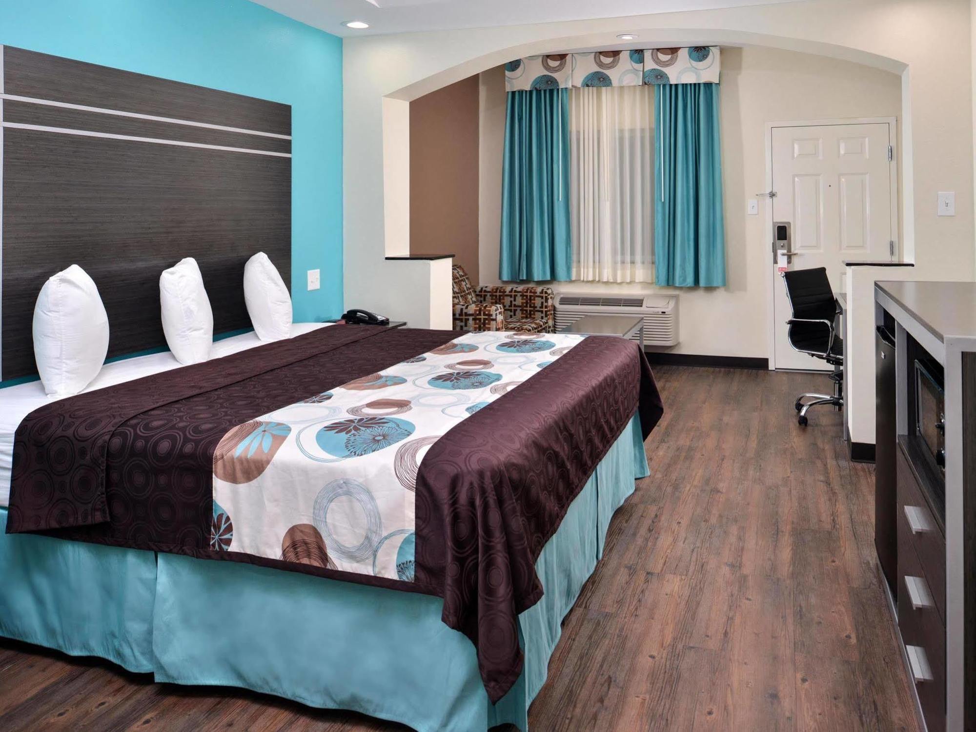 Americas Best Value Inn & Suites Spring / N. Houston Екстер'єр фото