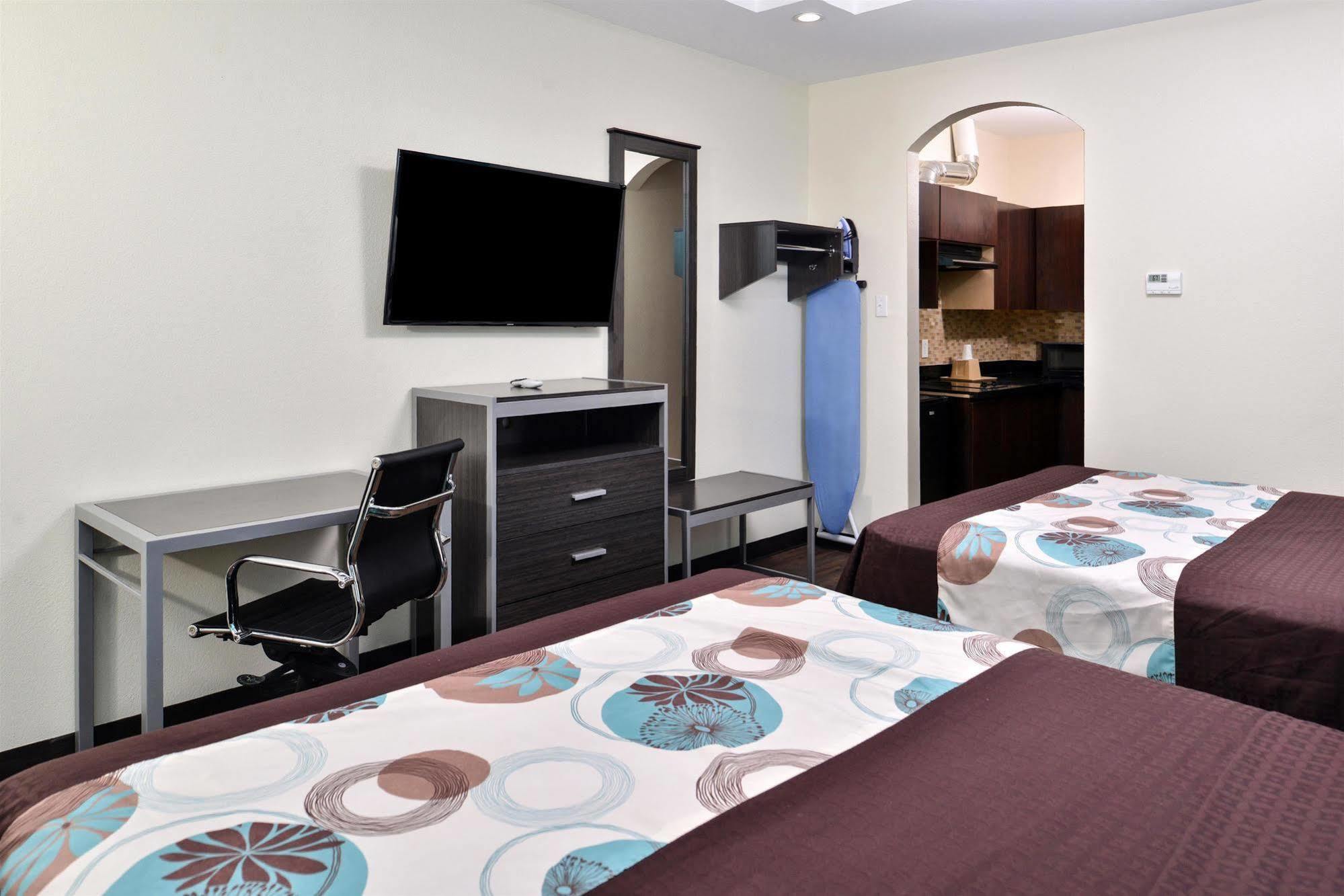 Americas Best Value Inn & Suites Spring / N. Houston Екстер'єр фото