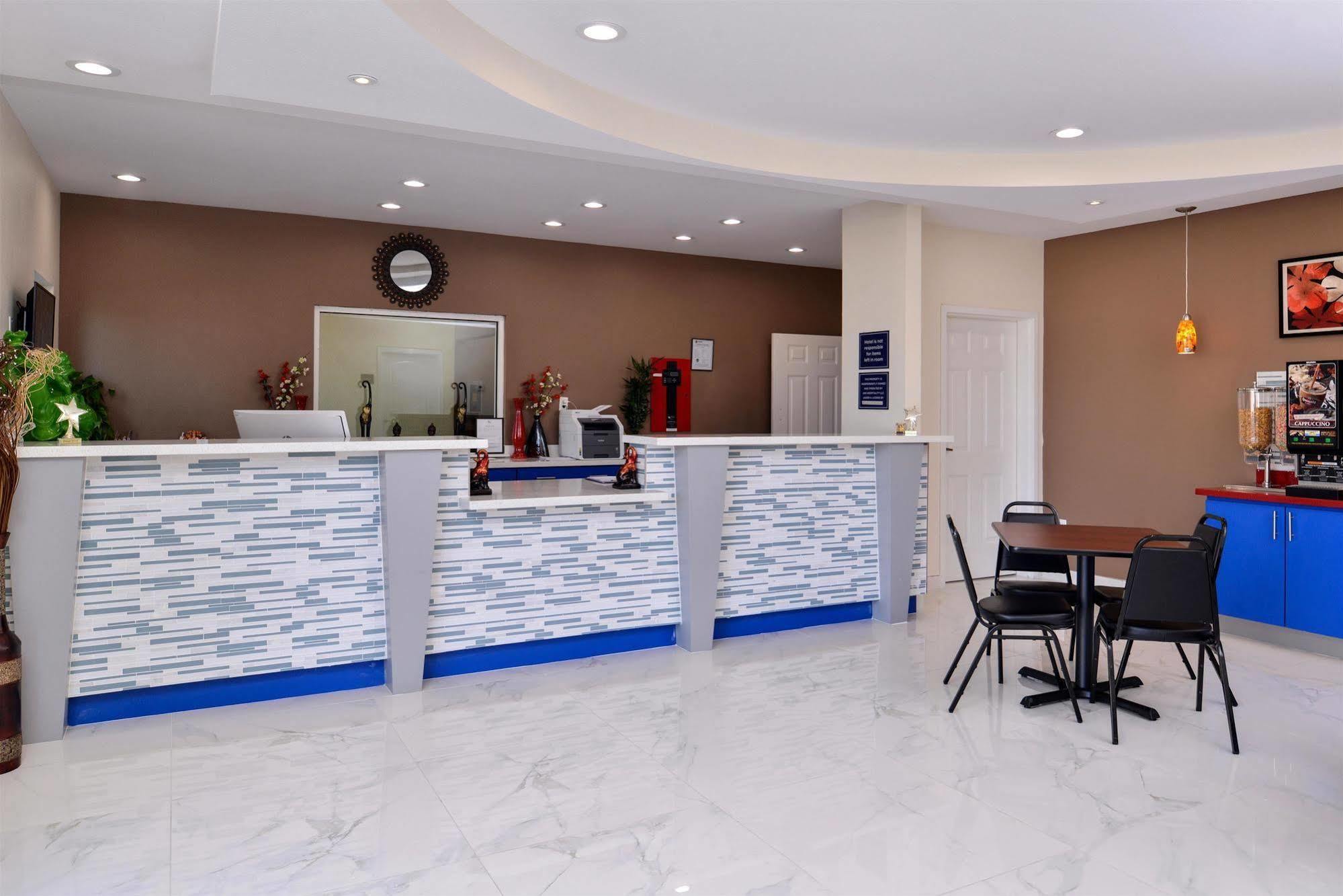 Americas Best Value Inn & Suites Spring / N. Houston Екстер'єр фото