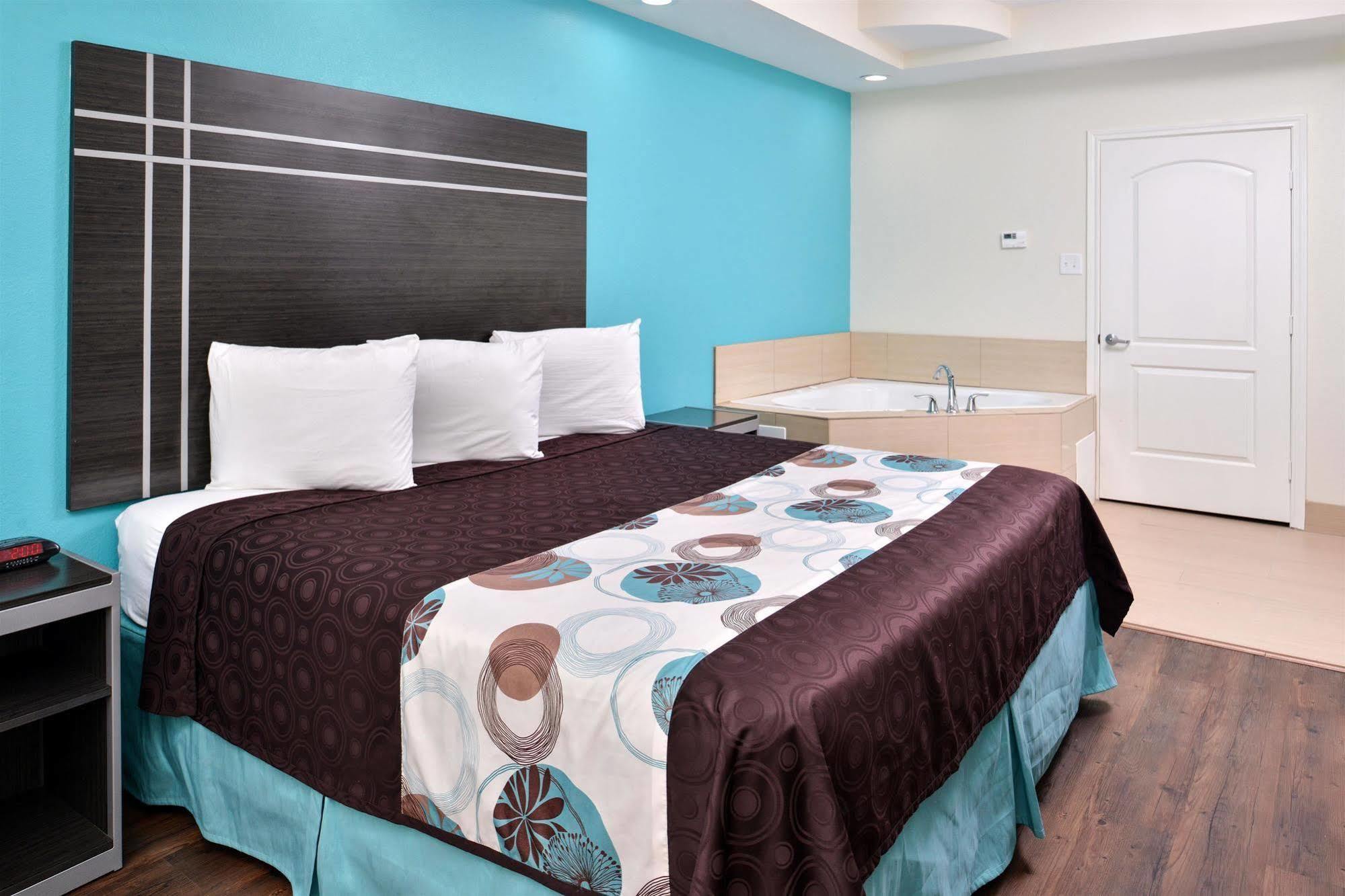 Americas Best Value Inn & Suites Spring / N. Houston Екстер'єр фото